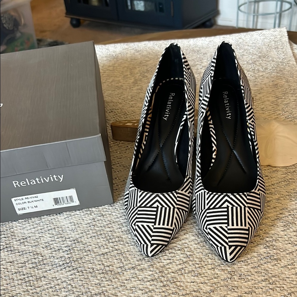Relativity Black and White Women's Shoes